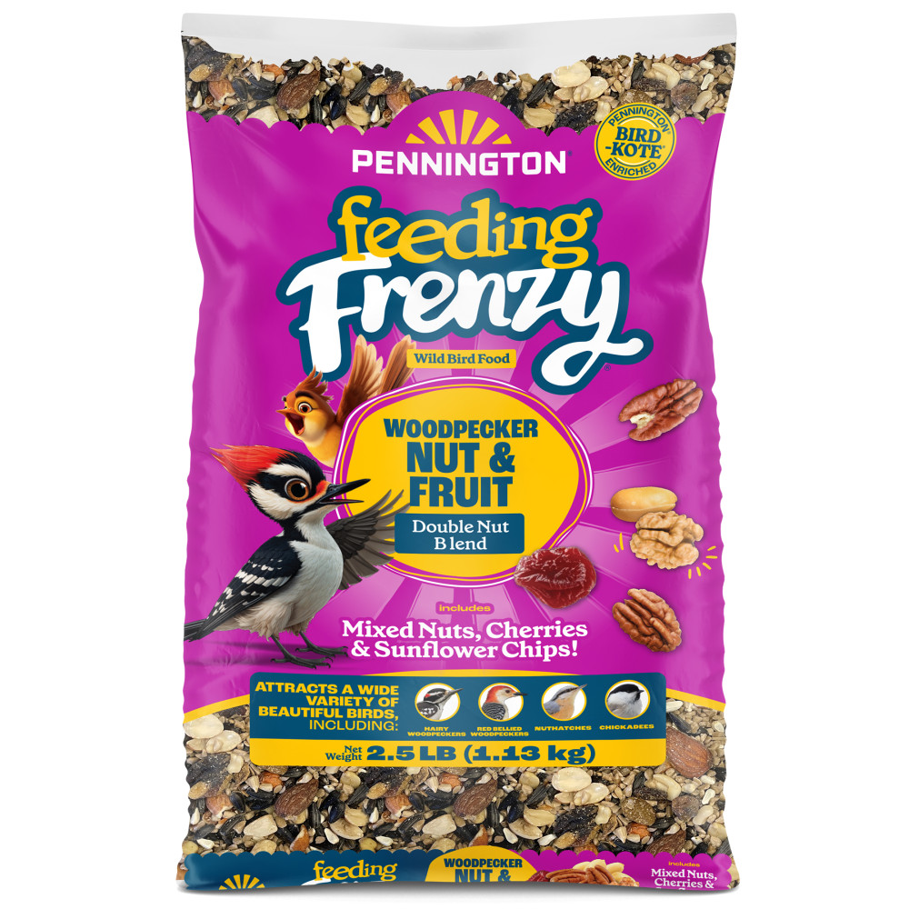 100552160penningtonfeedingfrenzywoodpeckernutfruitdoublenutblendwildbirdfood25pounds1